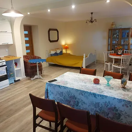 Ogrod Palacowy Apartment Zlocieniec
